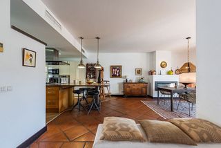 Casa adosada en venta en Benahavís