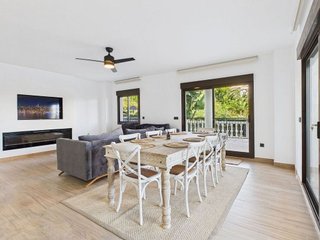 Piso en venta en Puerto de la Duquesa en Manilva