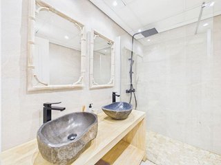 Piso en venta en Puerto de la Duquesa en Manilva