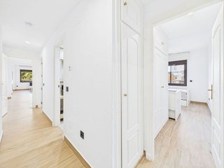 Piso en venta en Puerto de la Duquesa en Manilva