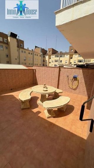 Piso en venta en Feria en Albacete