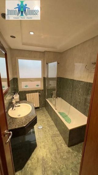 Piso en venta en Feria en Albacete