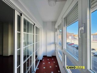 Piso en venta en Nueva Andalucía en Almería