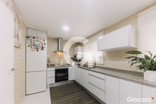 Casa adosada en venta en Plaça Catalunya en Prat de Llobregat, El