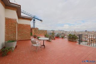 Piso en venta en El Raval en Barcelona