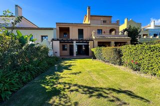 Casa adosada en venta en Sotogrande Alto en San Roque