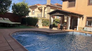 Casa pareada en venta en Zubia (La)