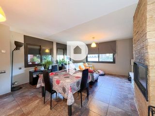 Chalet en venta en Cervelló