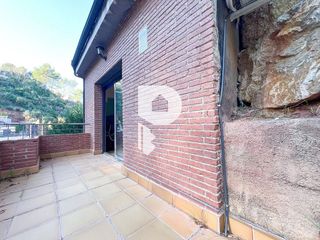 Chalet en venta en Cervelló