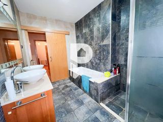 Chalet en venta en Cervelló