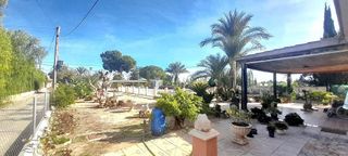 Chalet en venta en Crevillent