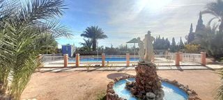 Chalet en venta en Crevillent