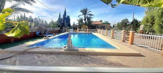 Chalet en venta en Crevillent