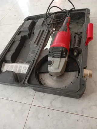 Radial Milwaukee con maletín