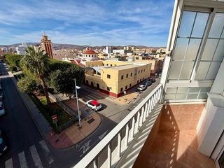 Piso en venta en San Luis en Almería