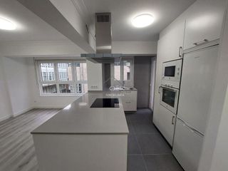 Piso en venta en Centro en Ferrol