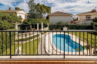 Chalet en venta en Segur de Calafell en Calafell
