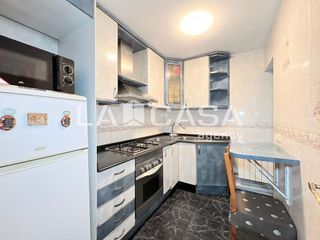 Piso en venta en Artigas - Llefià en Badalona