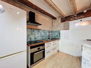 Piso en venta en El Raval en Barcelona