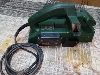 Cepillo madera BOSCH