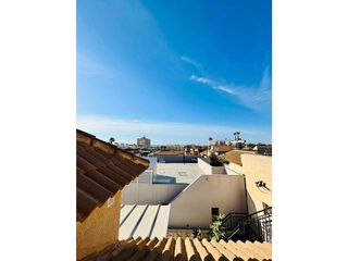 Casa adosada en venta en Playa de los Locos en Torrevieja