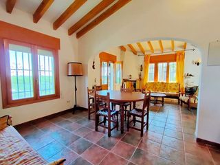 Casa en venta en Pego