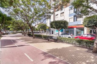 Piso en venta en Pabellón - Estación - El Corte Inglés en Ejido (El)