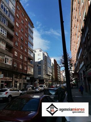 Piso en venta en Pumarín en Gijón