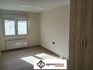 Piso en venta en Pumarín en Gijón