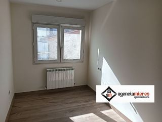 Piso en venta en Pumarín en Gijón