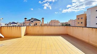 Casa pareada en venta en Campos de Golf - Villa Martin - Los Dolses en Orihuela
