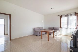 Chalet en venta en Zubia (La)