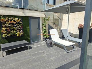 Casa pareada en venta en Lavadores en Vigo