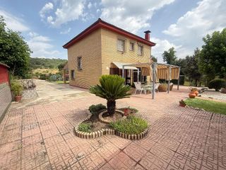 Chalet en venta en Santa Maria de Trassierra en Córdoba