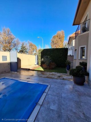 Casa pareada en alquiler en Fuentelarreina en Madrid