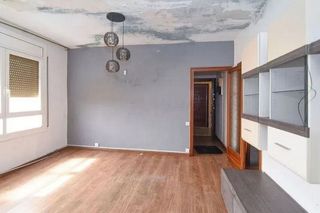 Piso en venta en Creu de Barberà en Sabadell