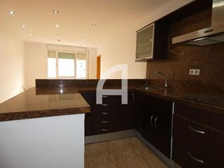 Piso en venta en Les Arenes - La Grípia  Can Montllor en Terrassa