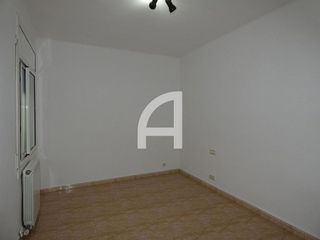 Piso en venta en Les Arenes - La Grípia  Can Montllor en Terrassa