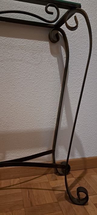 Mesa recibidor cristal y metal