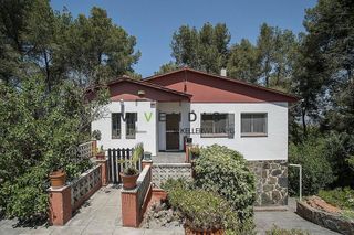 Chalet en venta en Corbera de Llobregat
