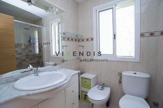 Chalet en venta en Corbera de Llobregat