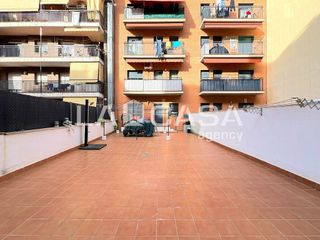 Piso en venta en Montigalà -Sant Crist en Badalona