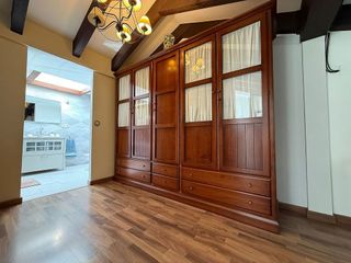 Casa adosada en venta en Els Orriols en Valencia