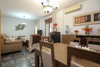 Casa pareada en venta en Ogíjares