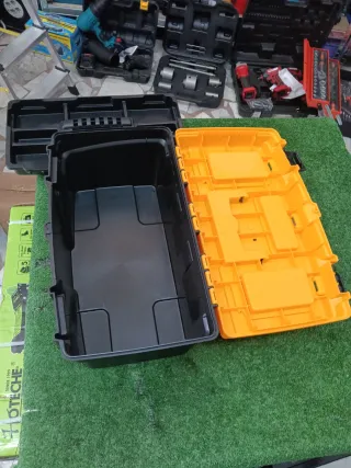 Valigetta porta attrezzi in plastica dura