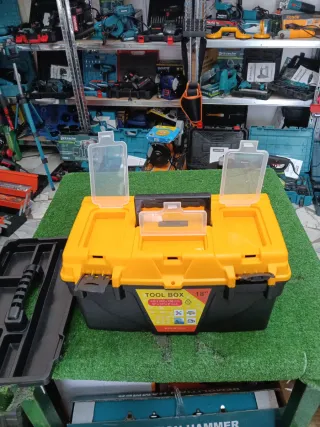 Valigetta porta attrezzi in plastica dura