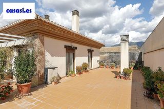 Ático en venta en Zubia (La)