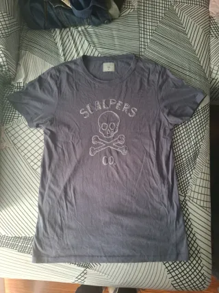 Camiseta Scalpers Gris Calavera