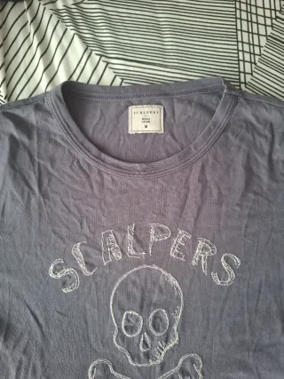Camiseta Scalpers Gris Calavera