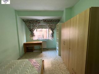 Piso en venta en Feria en Albacete